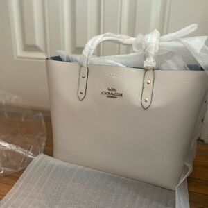 Coach LTH White Leather Town Tote